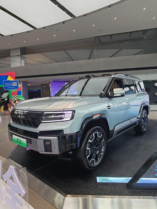 广州48比亚迪方程豹硬派越野的爆款，英菲尼迪35周年与你共成长